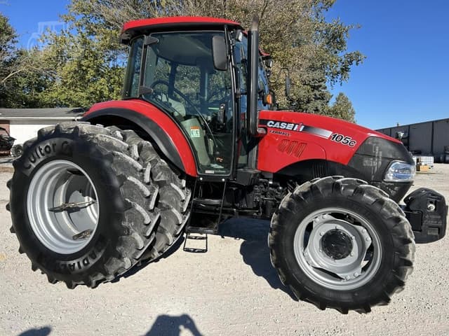Image of Case IH Farmall 105C equipment image 1