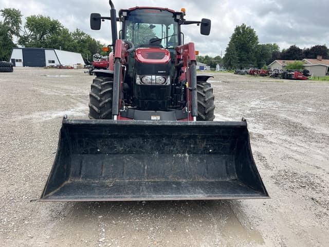 Image of Case IH Farmall 105U equipment image 4