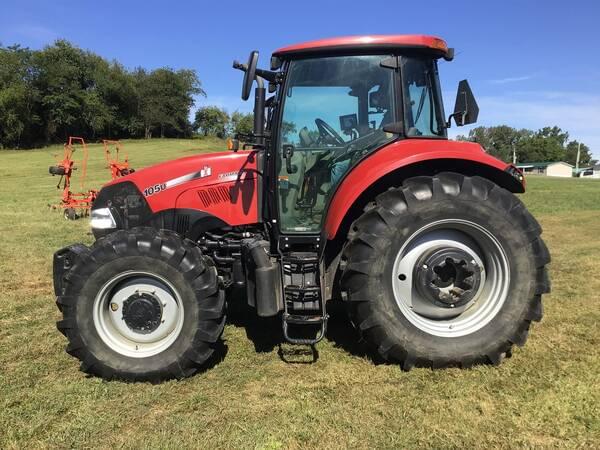 Image of Case IH Farmall 105U equipment image 3