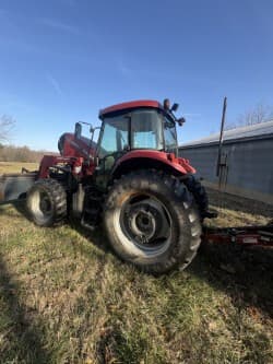 Image of Case IH Farmall 125A equipment image 3