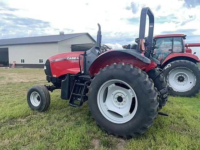 Image of Case IH Farmall 125A equipment image 1