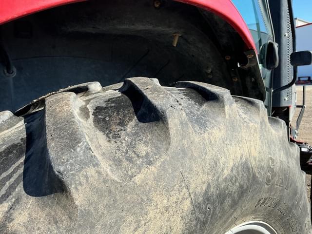 Image of Case IH Farmall 140A equipment image 3