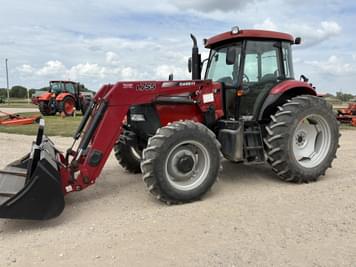 Main image Case IH Farmall 140A