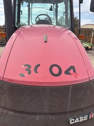 Image of Case IH Farmall 140A equipment image 4