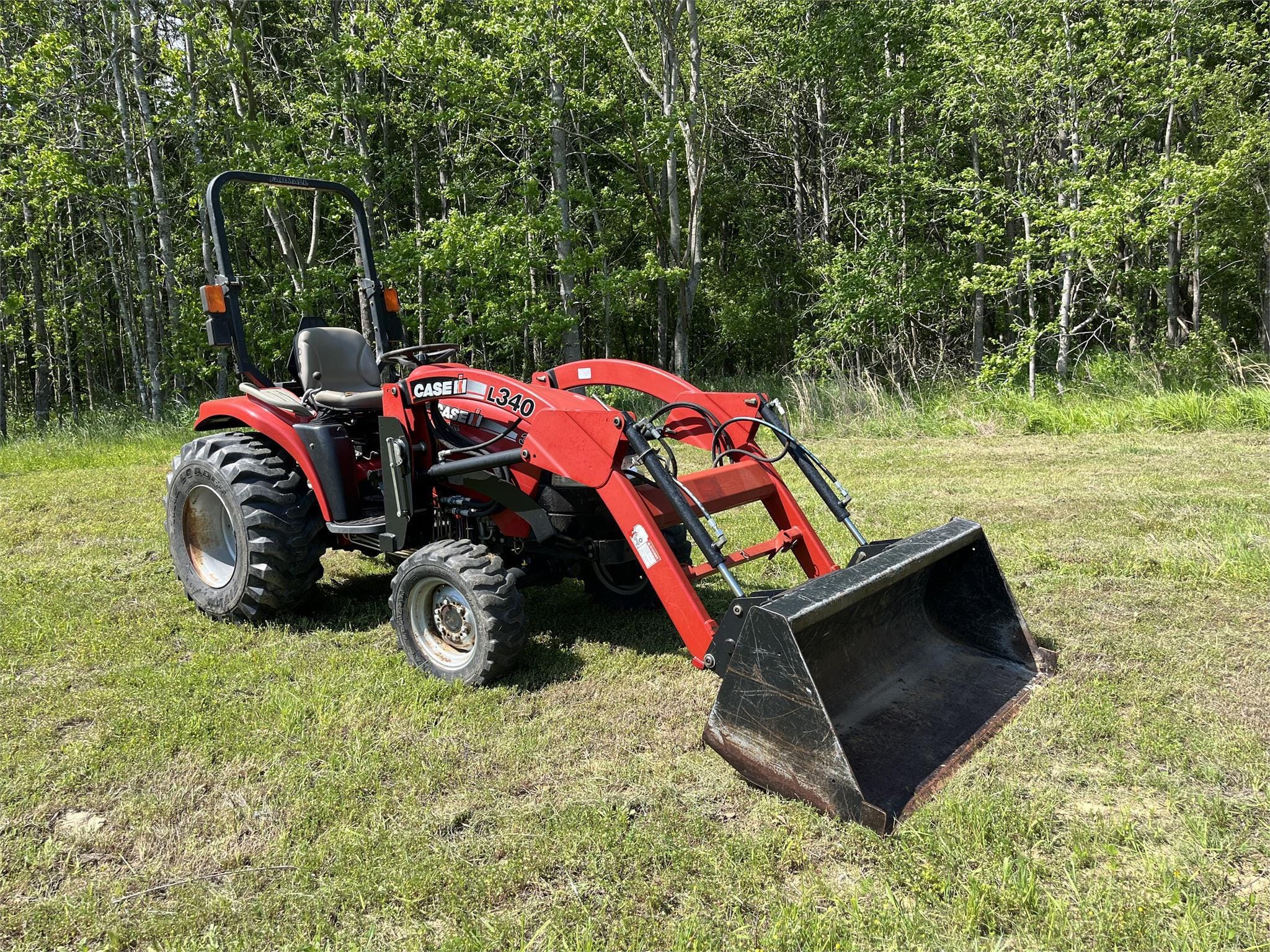 2014 Case IH Farmall 35C Equipment Image0