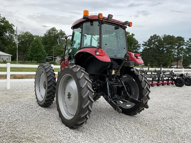 Image of Case IH Farmall 95 equipment image 2