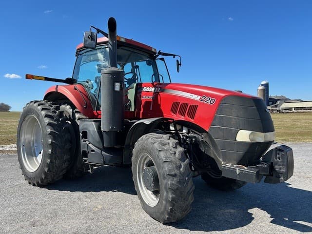 Image of Case IH Magnum 220 Primary image