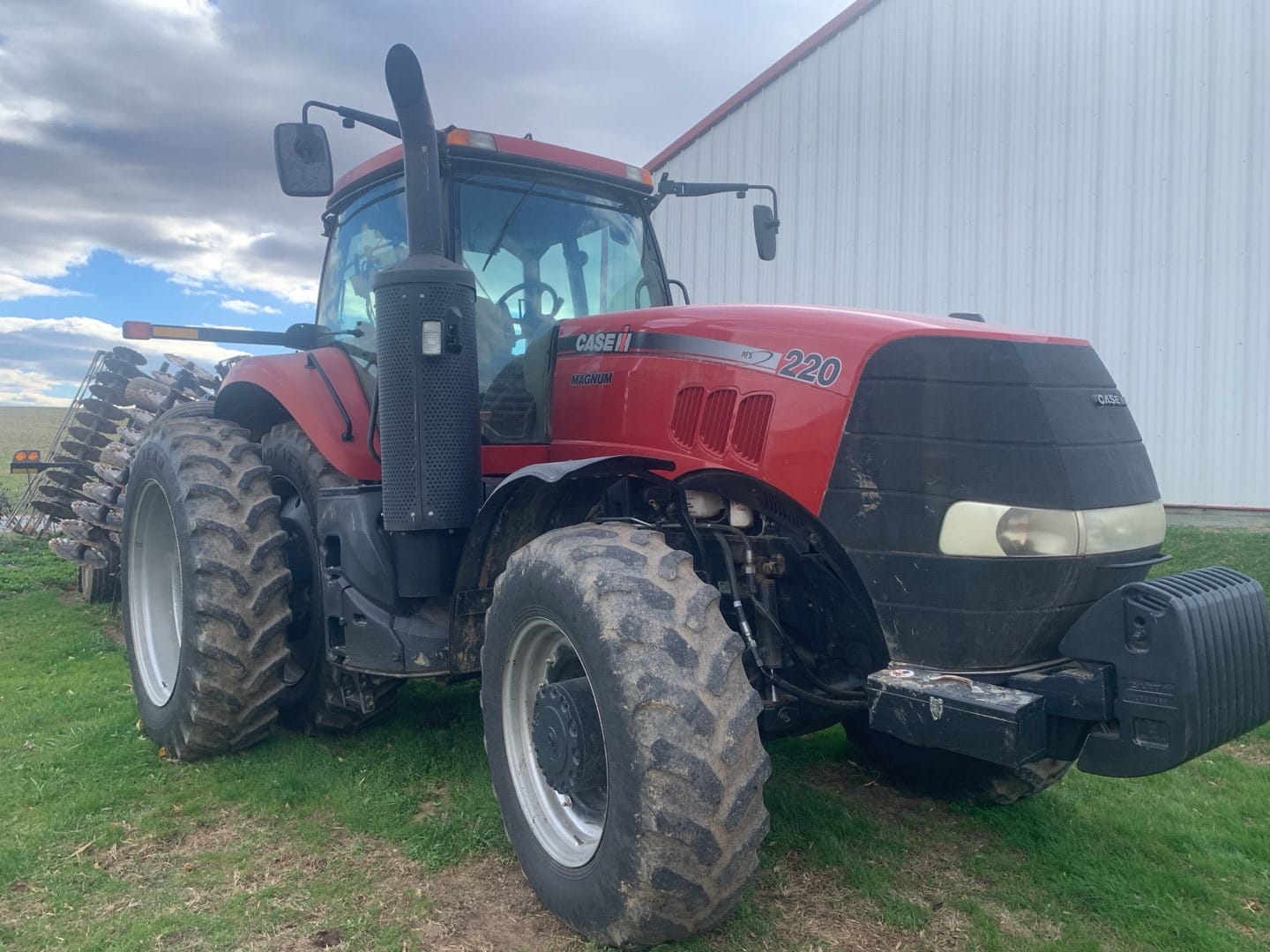 2014 Case IH Magnum 220 Equipment Image0