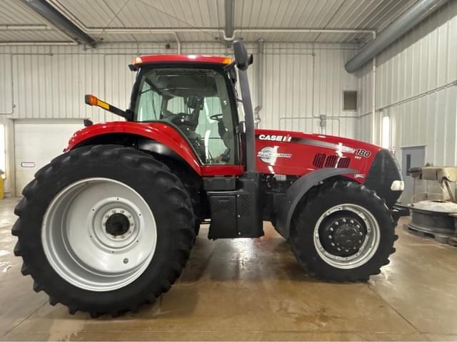 Image of Case IH Magnum 180 equipment image 1
