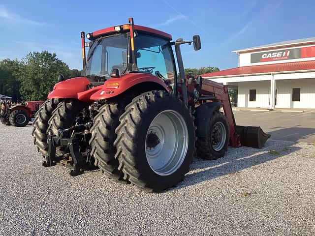Image of Case IH Magnum 190 equipment image 2