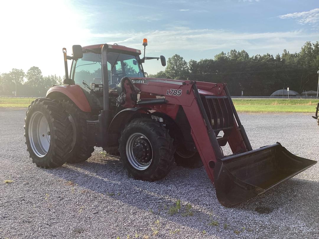 Image of Case IH Magnum 190 Primary image