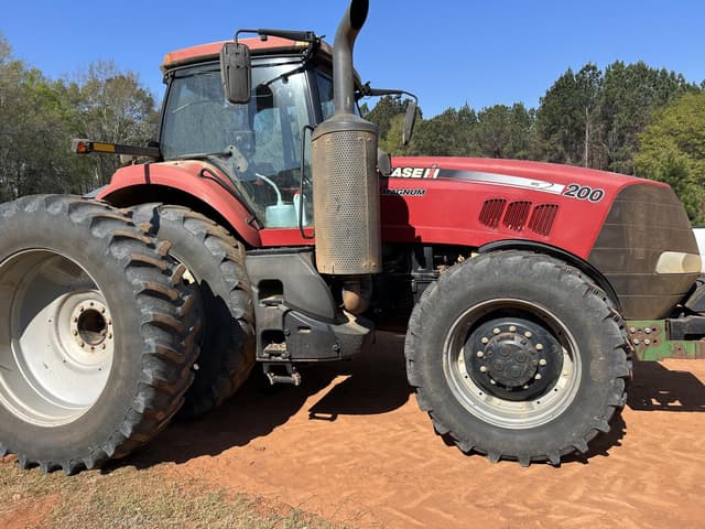 Image of Case IH Magnum 200 equipment image 4