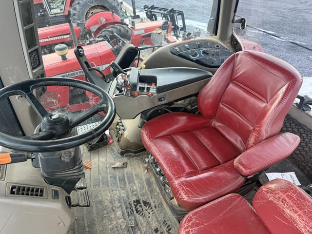 Image of Case IH Magnum 200 equipment image 4