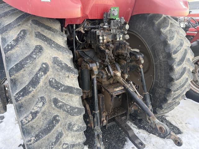 Image of Case IH Magnum 200 equipment image 3