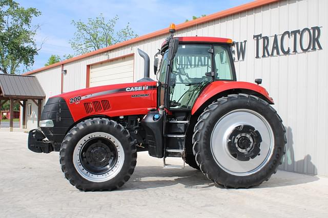 Image of Case IH Magnum 200 CVT equipment image 2