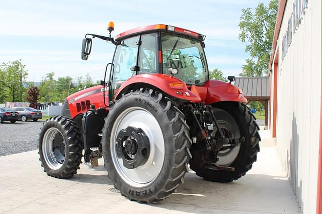 Image of Case IH Magnum 200 CVT equipment image 4