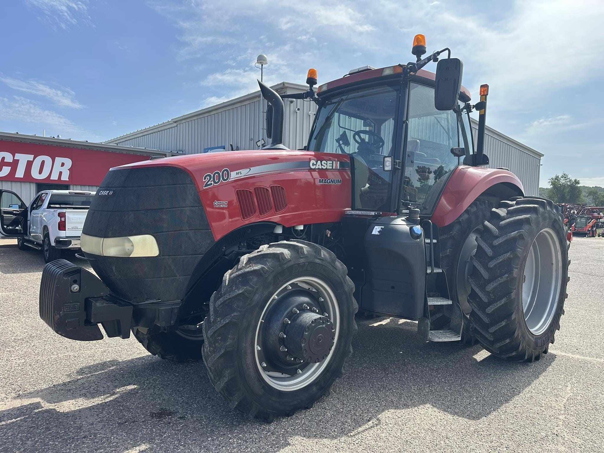 2014 Case IH Magnum 200 Equipment Image0