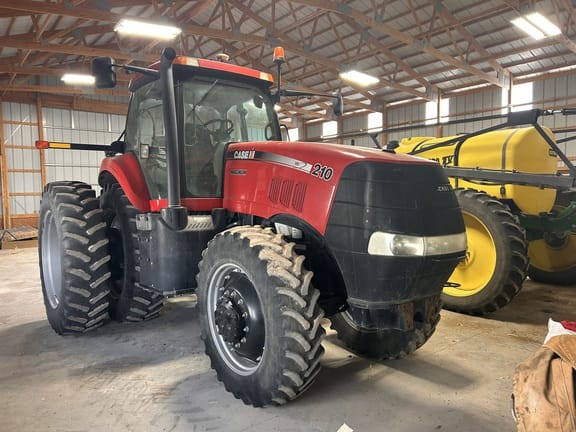 2014 Case IH Magnum 210 Equipment Image0