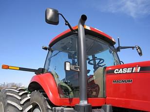 Main image Case IH Magnum 225 7