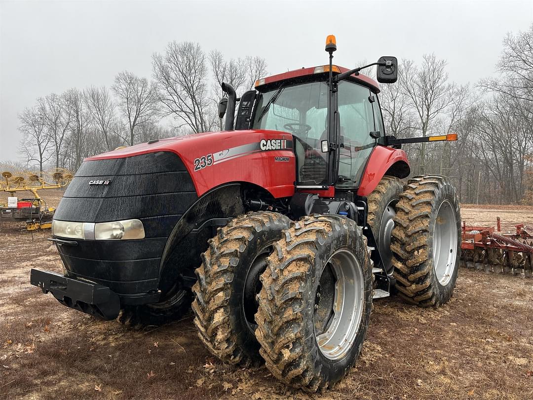 Image of Case IH Magnum 235 Primary image