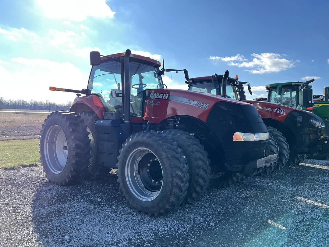 Image of Case IH Magnum 235 Primary image