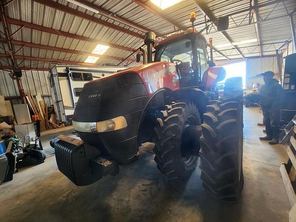 Image of Case IH Magnum 235 equipment image 3