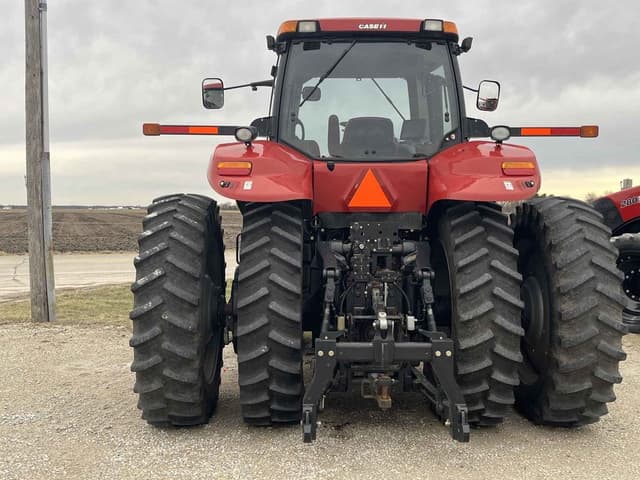 Image of Case IH Magnum 235 equipment image 3