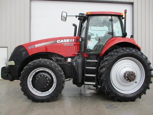 Image of Case IH Magnum 235 equipment image 2