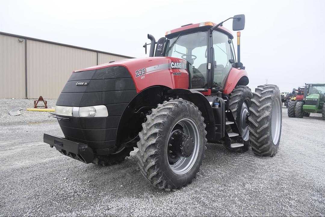 Image of Case IH Magnum 235 Primary image