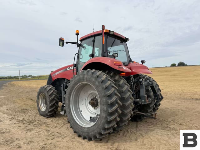 Image of Case IH Magnum 235 equipment image 2
