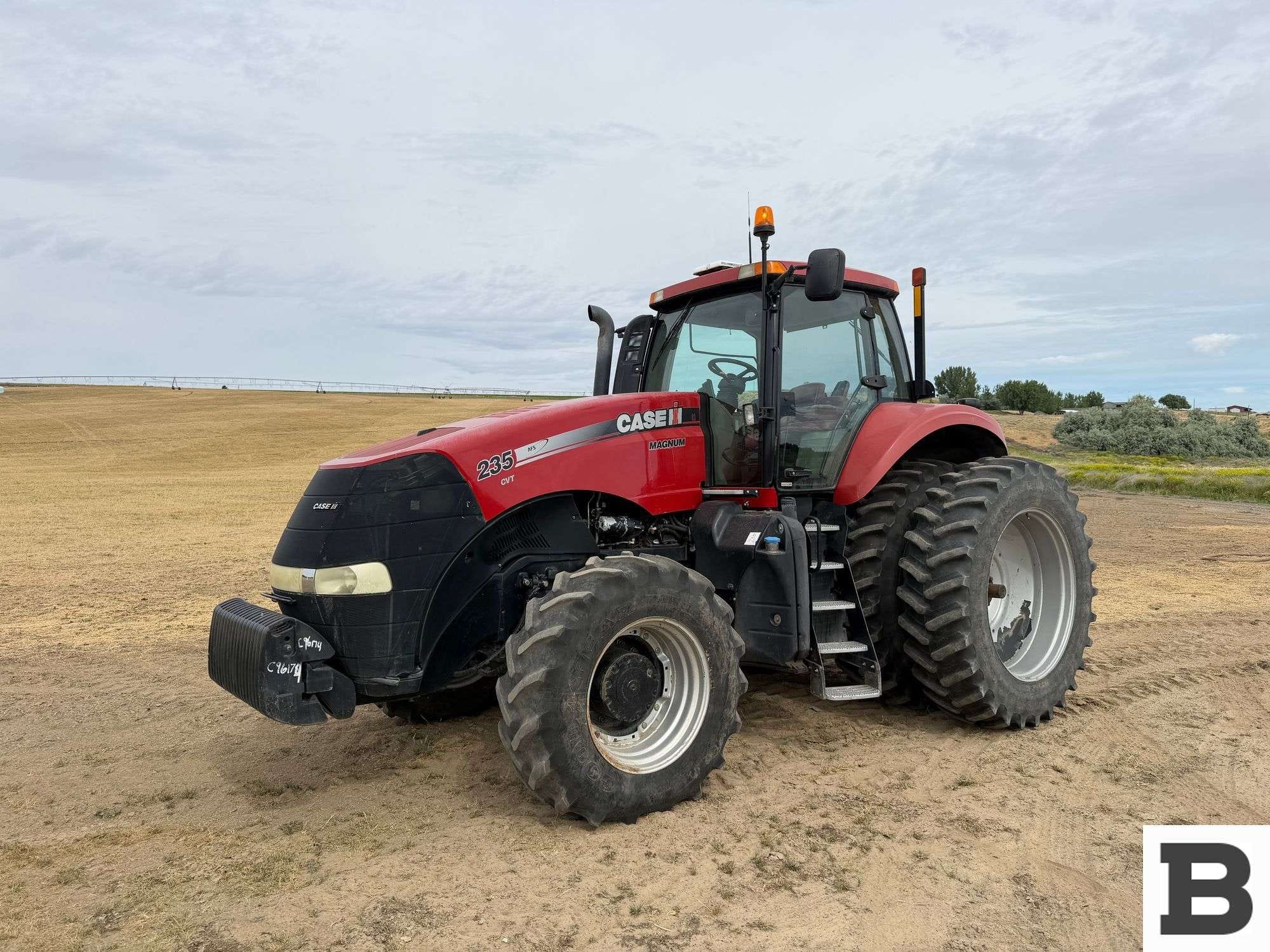 2014 Case IH Magnum 235 Equipment Image0