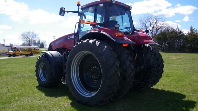 Image of Case IH Magnum 235 equipment image 3