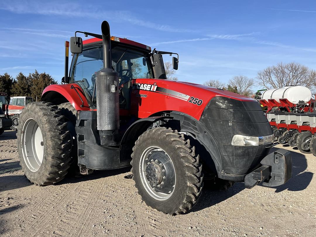 Image of Case IH Magnum 250 Primary image