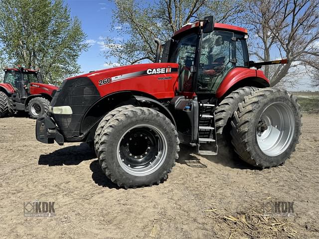 Image of Case IH Magnum 260 equipment image 1