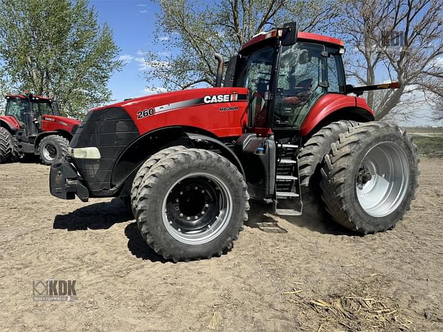 Image of Case IH Magnum 260 equipment image 1