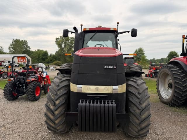 Image of Case IH Magnum 260 equipment image 1