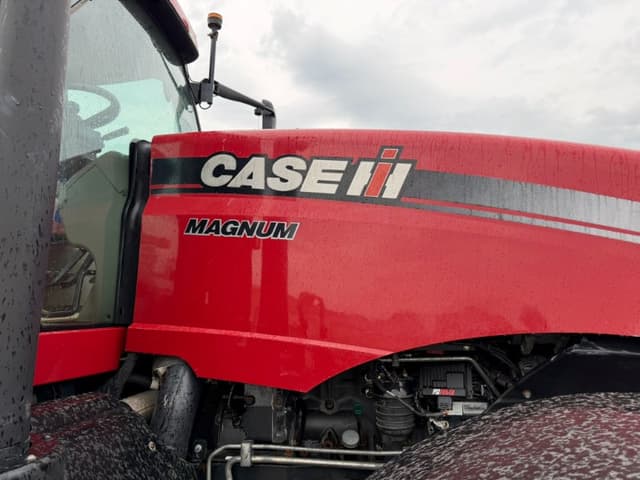 Image of Case IH Magnum 260 equipment image 3
