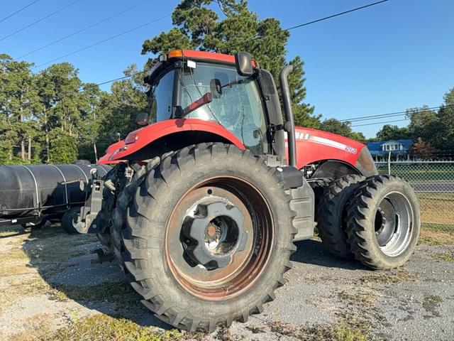 Image of Case IH Magnum 260 equipment image 2