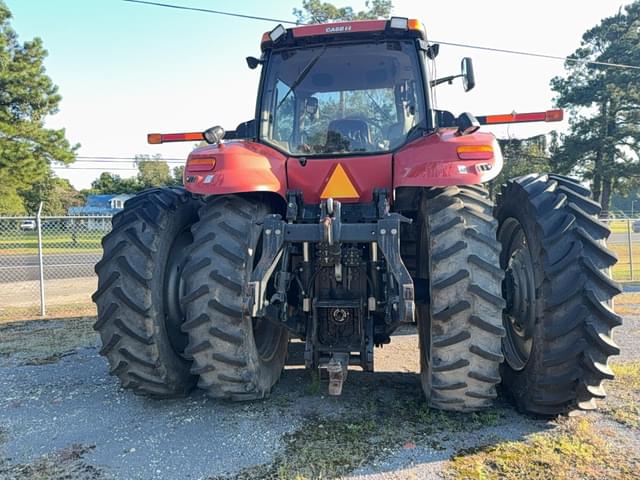 Image of Case IH Magnum 260 equipment image 3