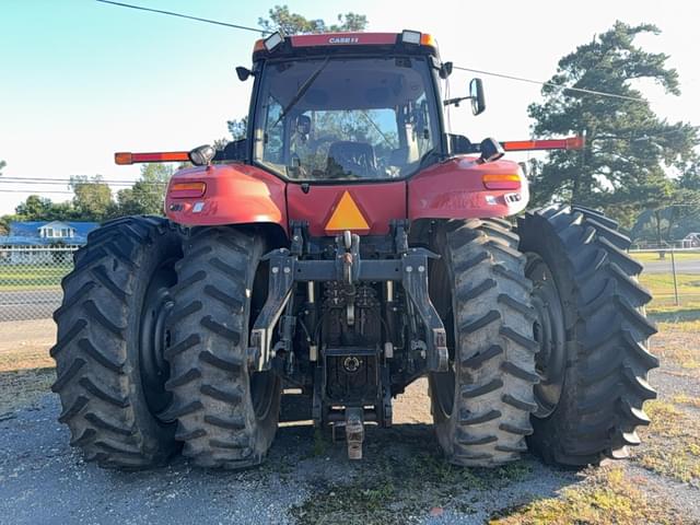Image of Case IH Magnum 260 equipment image 4