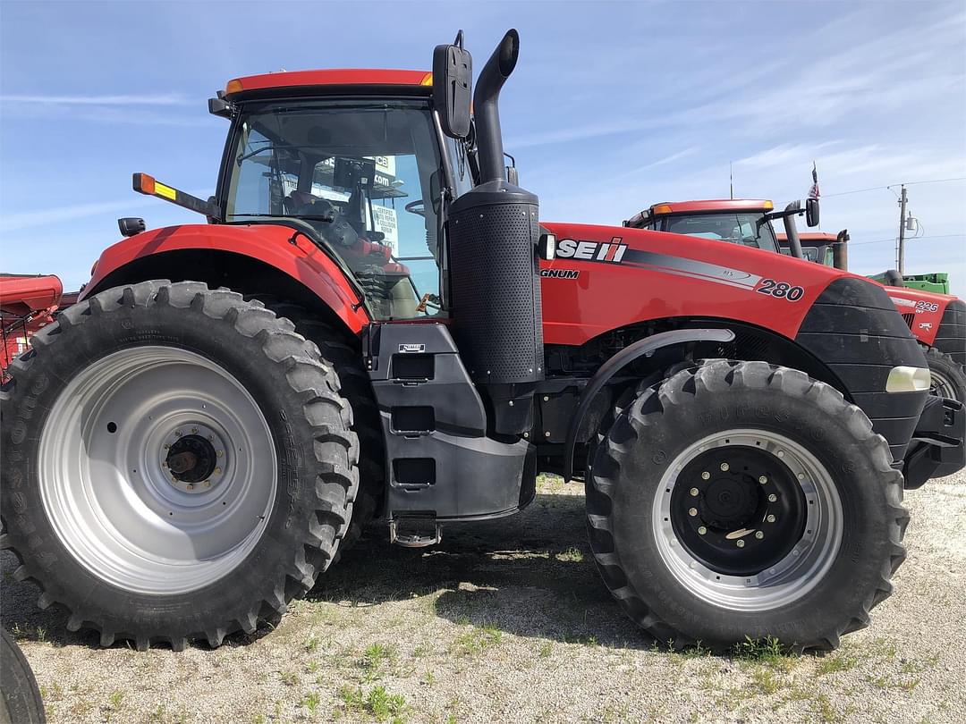 Image of Case IH Magnum 280 Primary image