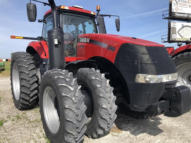 Image of Case IH Magnum 280 equipment image 1