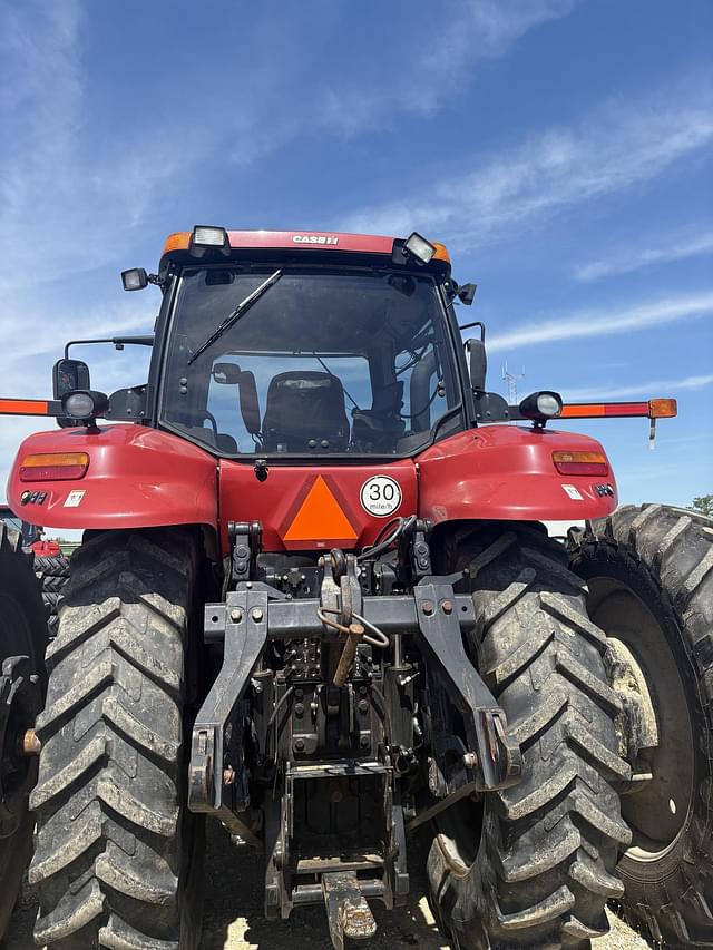 Image of Case IH Magnum 280 equipment image 4