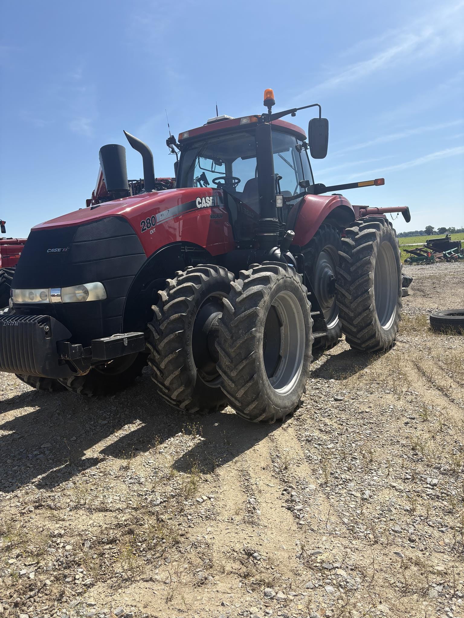 2014 Case IH Magnum 280 Equipment Image0