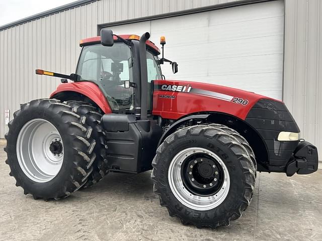 Image of Case IH Magnum 290 equipment image 1