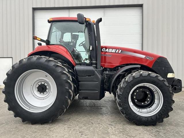 Image of Case IH Magnum 290 equipment image 3