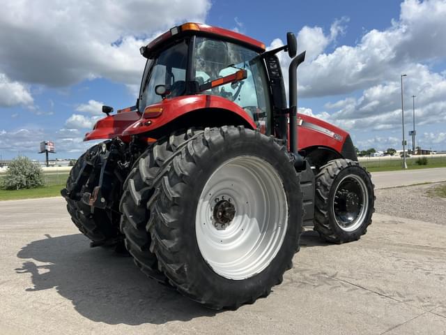 Image of Case IH Magnum 290 equipment image 4