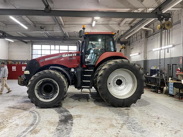 Image of Case IH Magnum 290 equipment image 2