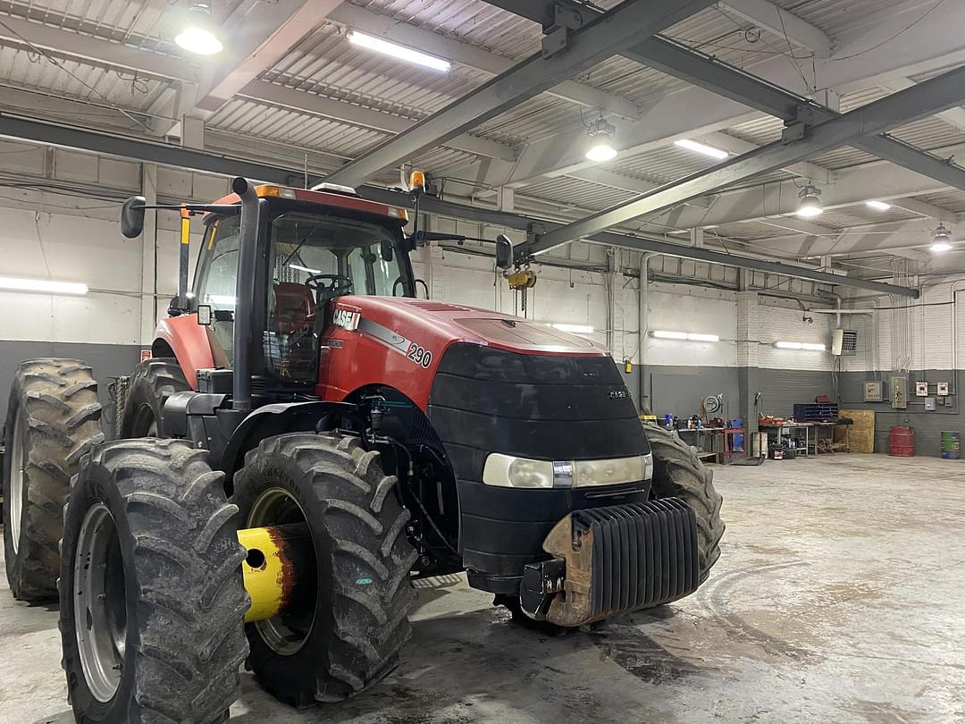 Image of Case IH Magnum 290 Primary image