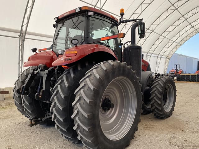 Image of Case IH Magnum 310 equipment image 4